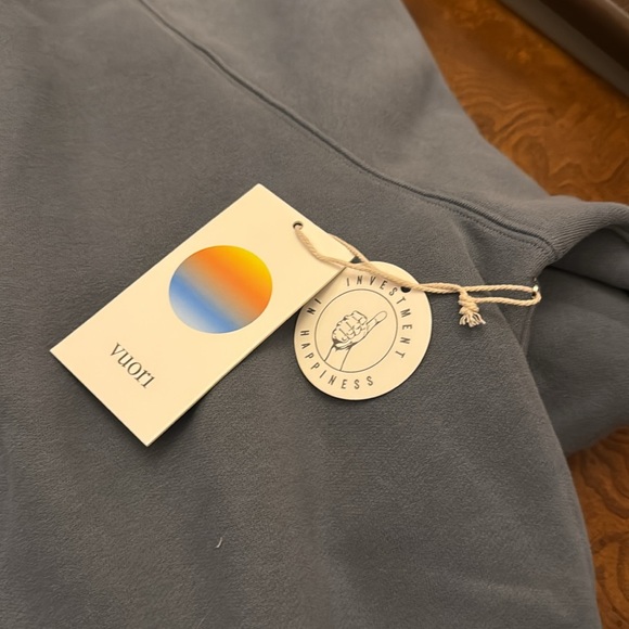 Women's Restore Half Zip Hoodie Smoke Blue
Vuori XL NWT Perfect condition - Picture 7 of 13